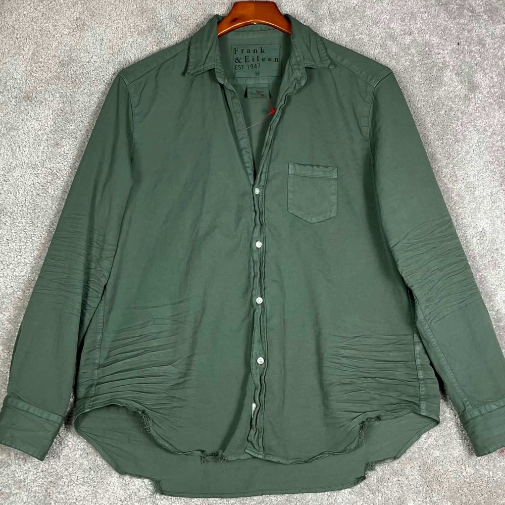 Frank & Eileen Eileen Button Down Women M Green Distressed Hem Long Sleeve Shirt